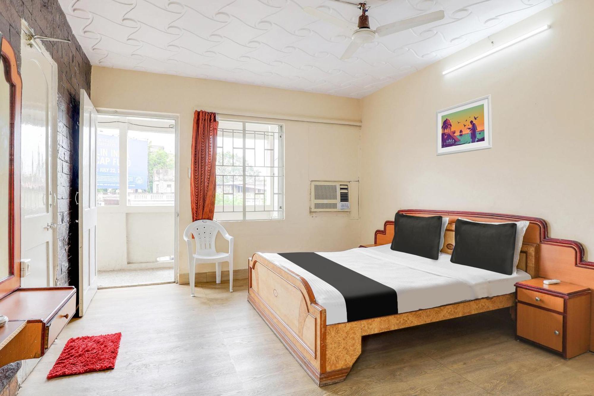 Hotel O Ellis Ahmedabad Eksteriør billede