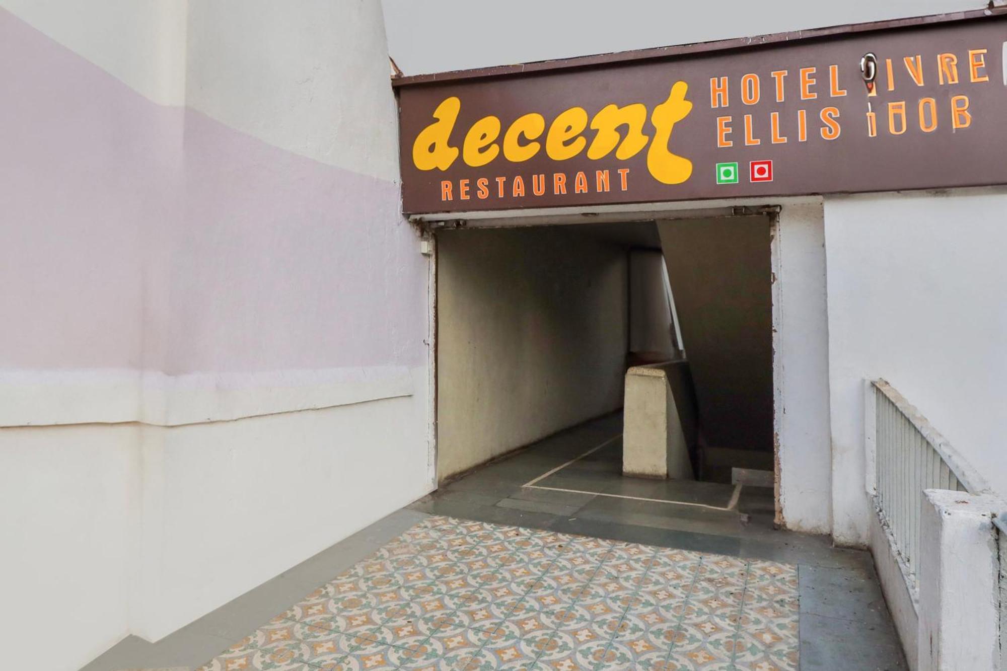 Hotel O Ellis Ahmedabad Eksteriør billede