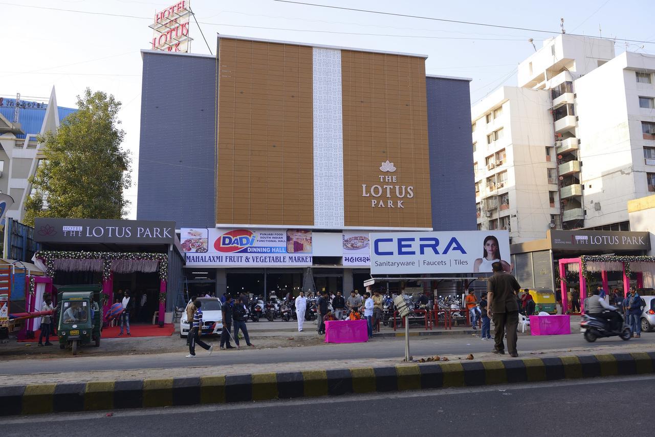 Hotel O Ellis Ahmedabad Eksteriør billede